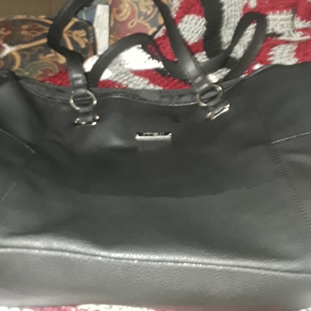 Purses - Picture 4 of 4